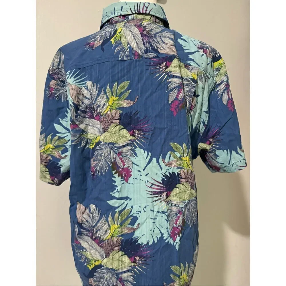 Tommy Bahama Island zone Hawaiian shirt button front silk polyester blend M